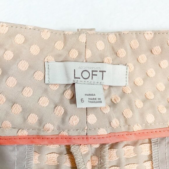 LOFT light beige peach polka dot mid rise khaki chino shorts - Size 6 - Picture 3 of 8